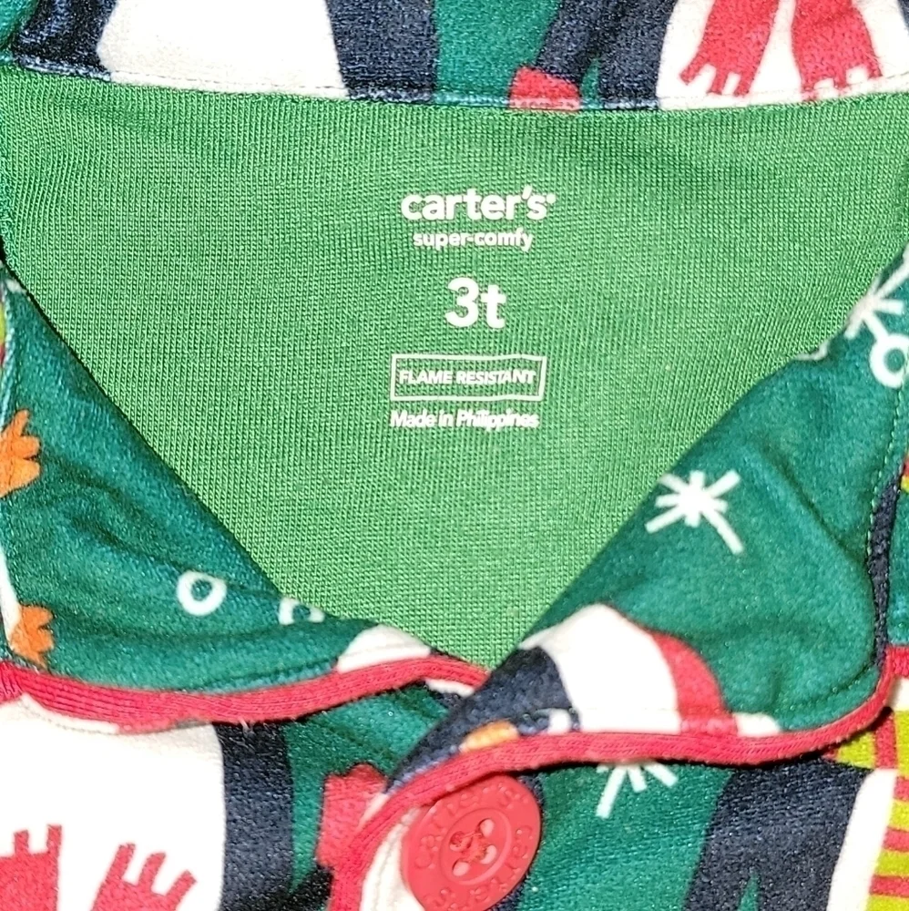 Carter’s size 3T Christmas themed pajama set long sleeve & pants